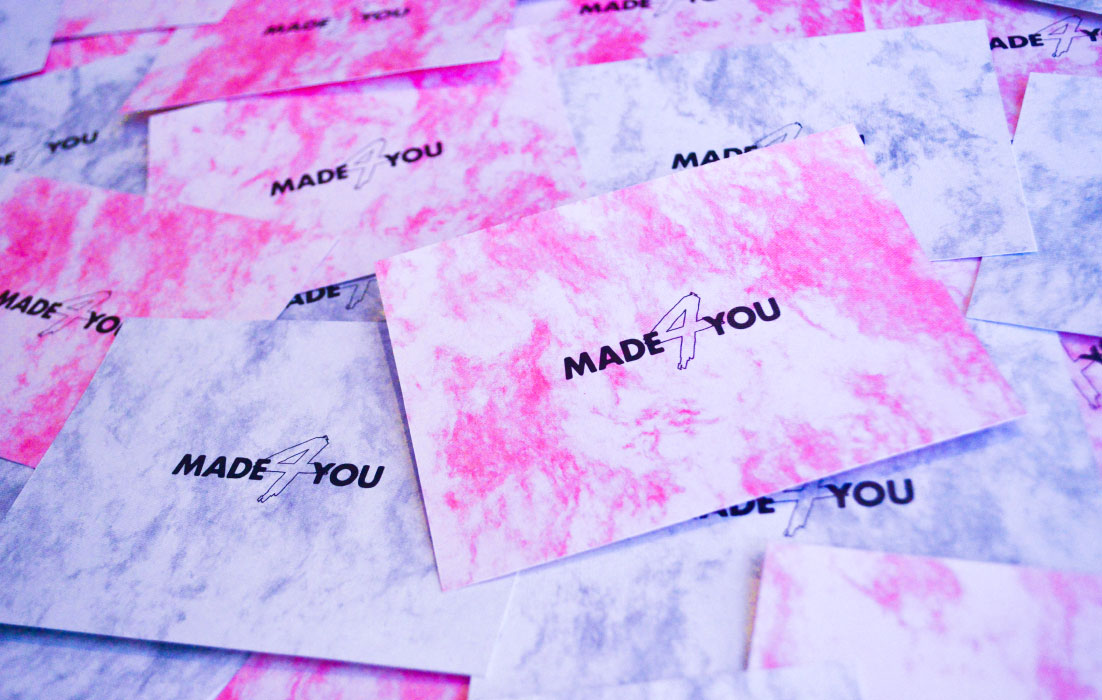 Diseño de tarjetas para MADE 4 YOU, por Graycat Design Studio